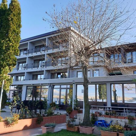 Hotel Millennium Pogradec Exterior photo