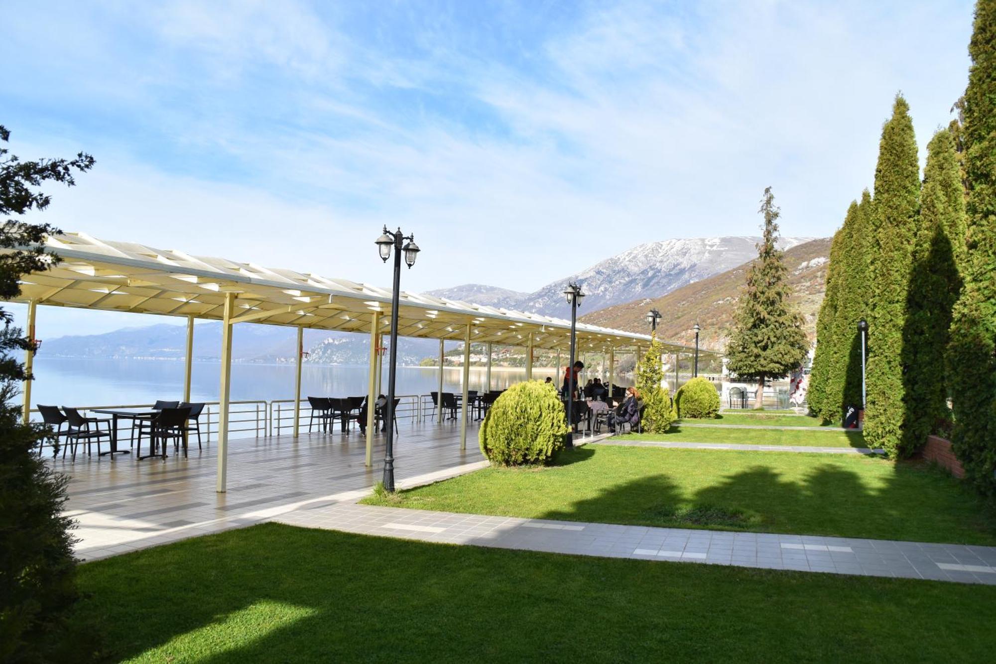 Hotel Millennium Pogradec Exterior photo